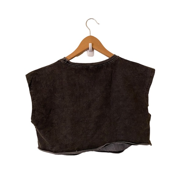 [SHEIN] Graphic Print Crop Top - Picture 4 of 4